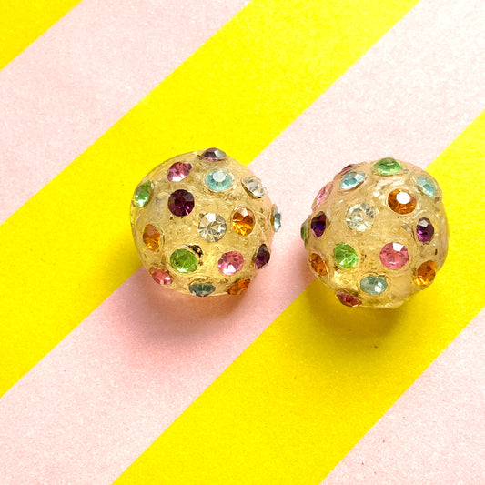 VINTAGE 1940-50's Glittered White Dome x Multicolour Rhinestone Clip Earrings