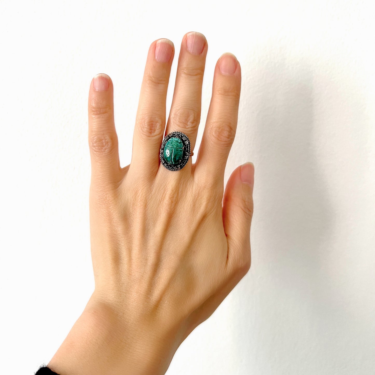 VINTAGE Egyptian Revival Faience Turquoise Blue Scarab Silver Ring