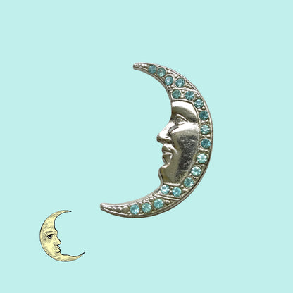 A charming vintage crescent moon brooch featuring a gentle expression. 穏やかな表情を浮かべた三日月が印象的なヴィンテージブローチ。