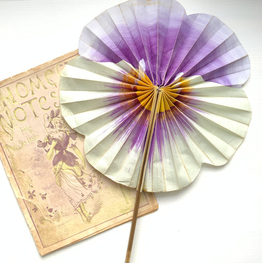 VINTAGE 1920s Linen Pansy Cockade Fan