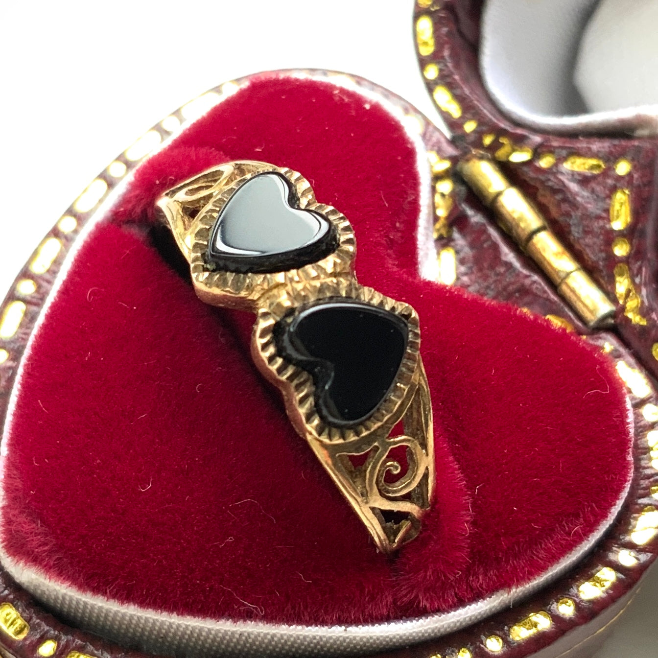 VINTAGE 9ct Gold Onyx Double Heart Ring ヴィンテージ　9金ゴールド　オニキス　ダブルハートリング