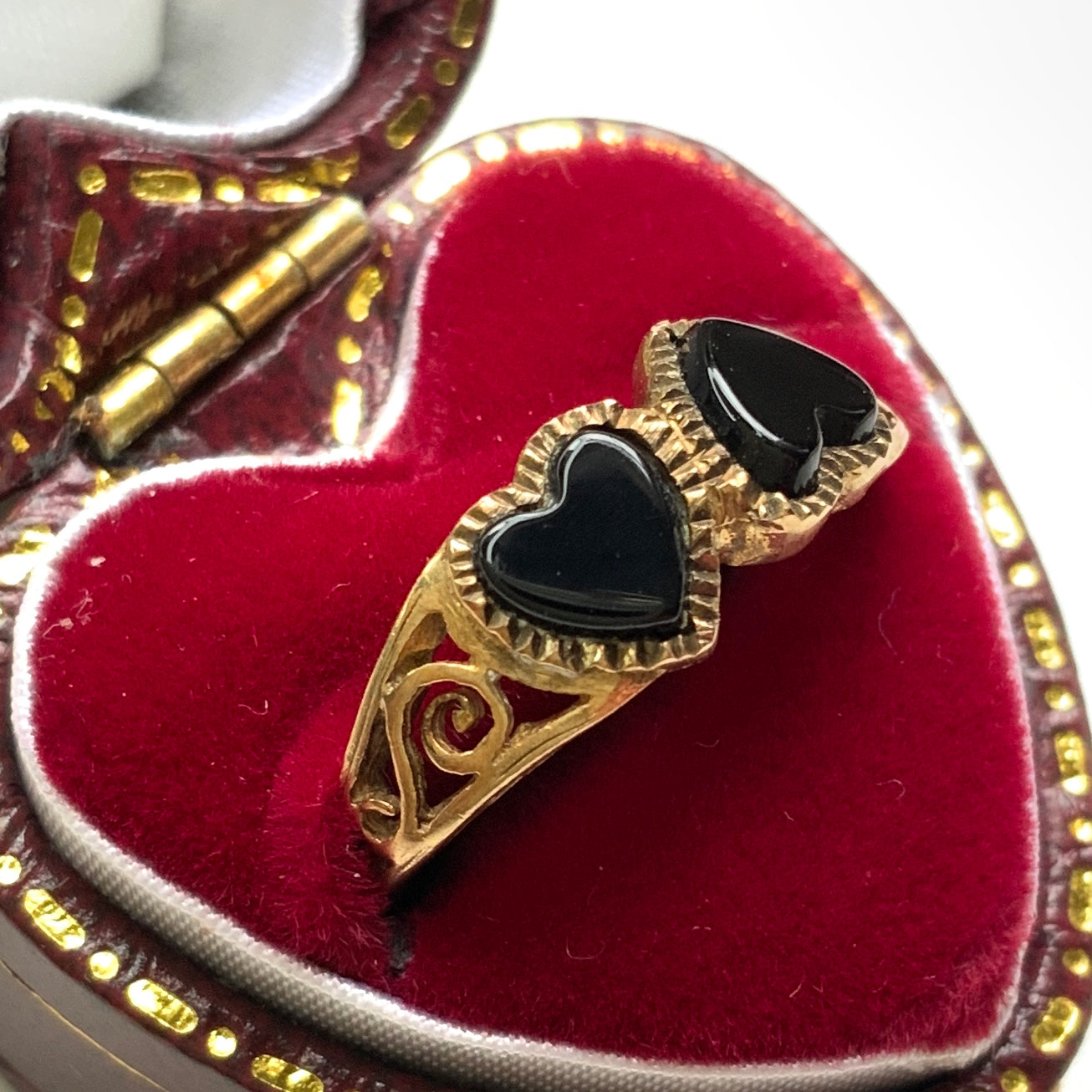 VINTAGE 9ct Gold Onyx Double Heart Ring ヴィンテージ　9金ゴールド　オニキス　ダブルハートリング