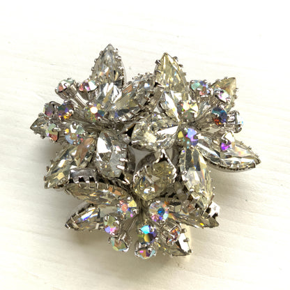 Flower brooch with clear and aurora borealis rhinestones. クリア＆オーロラストーンのフラワーブローチ。