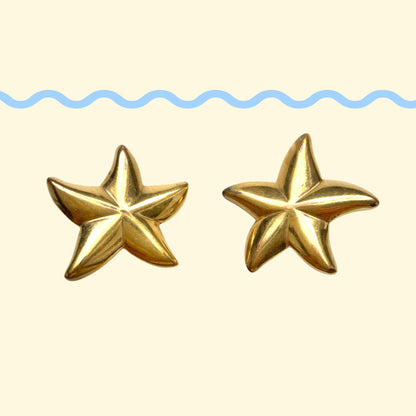 Vintage starfish motif clip-on earrings from the 1980s. 1980年代のヒトデモチーフのヴィンテージクリップイヤリング。