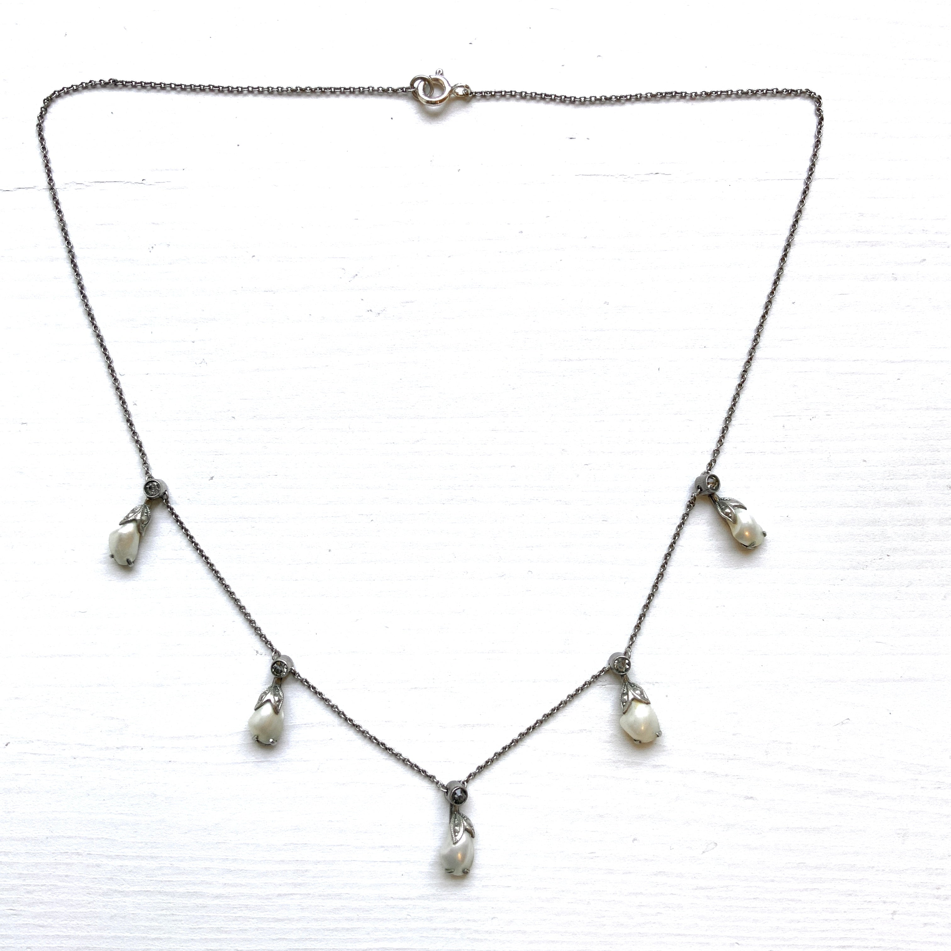 VINTAGE Art Deco – TRAVELLING MADELEINE