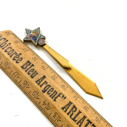  A vintage metal bookmark featuring a star-shaped micro mosaic top, which can also be used as a letter opener. 星型のマイクロモザイクがトップについた、メタルのブックマーク（本の栞）兼ペーパーナイフ。 