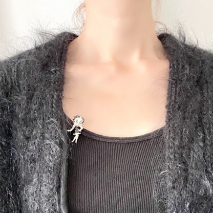 Vintage Betty Boop brooch. A charming design featuring her little black dress with a tiny red heart accent.  ベティ・ブープのヴィンテージブローチ。 リトルブラックドレスに赤いハートがワンポイントの、チャーミングなデザインです。