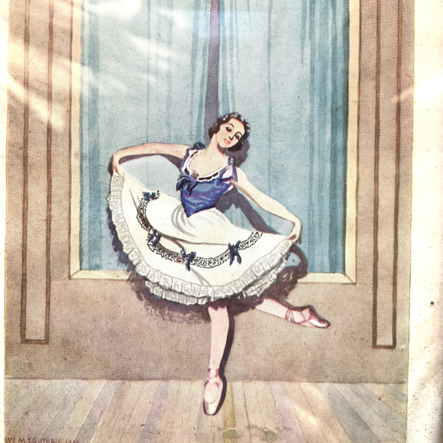 A framed illustration depicting a graceful ballerina. 可憐なバレリーナのイラストが収められたフレーム。