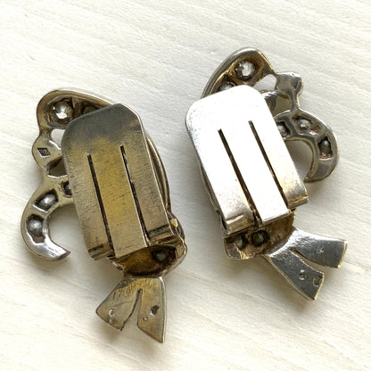 French silver earrings from the 1930s.  1930年代フランスのシルバーイヤリング。