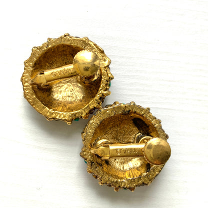Vintage Vendome clip-on earrings featuring turquoise blue, pink and blue rhinestones. ターコイズブルー、ピンク、ブルーのラインストーンを組み合わせたVendomeのヴィンテージクリップイヤリング。