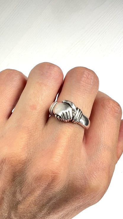 VINTAGE Handshake Silver Ring