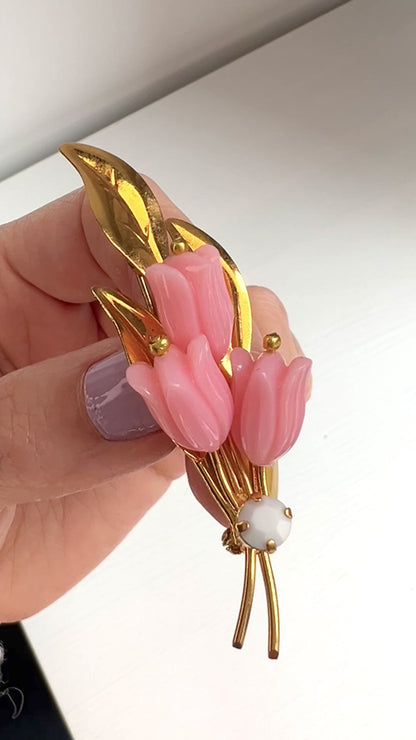 VINTAGE 1940's Pink Plastic Tulip & Gold Tone Leaves Bouquet Brooch